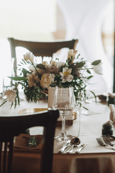 pine-leaves-and-bouquet-on-the-classy-decorated-table-1 pine-leaves-and-bouquet-on-the-classy-decorated-table-1